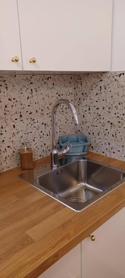 Studio Apartman Four Pearls Karlovac Exterior foto